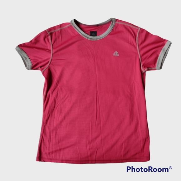 NIKE ACG Women's Athletic Short Sleeve Shirt Base Layer Size Large 12/14